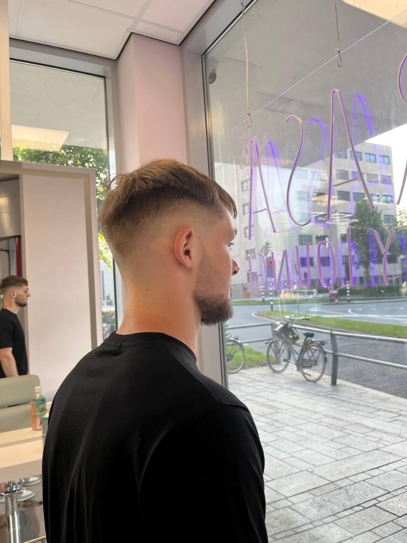 Korte herenknipbeurt met fade